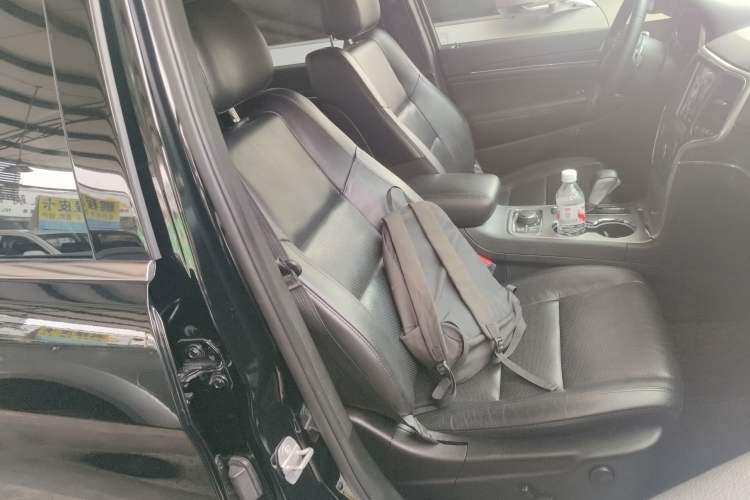 Used Jeep Grand Cherokee (Import) 2017 3.0L Elite Navigation Edition