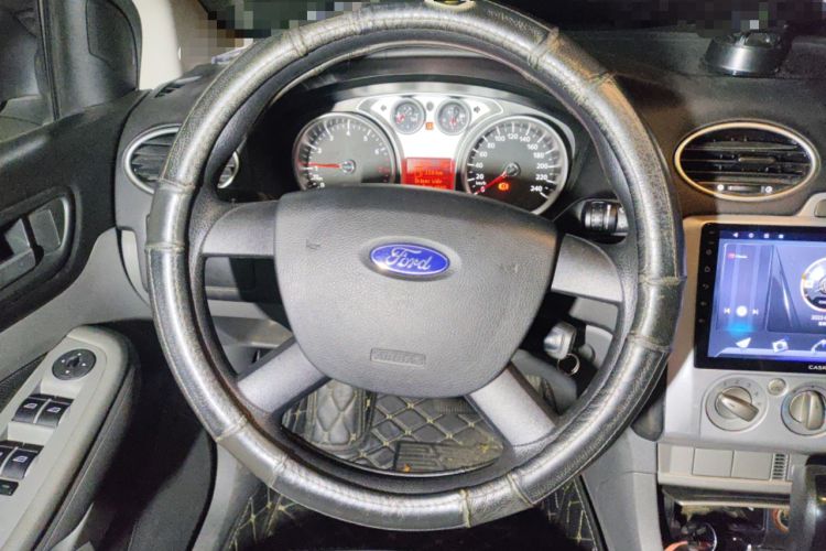 Used Ford Focus 2013 Hatchback Classic 1.8L Automatic Base Model
