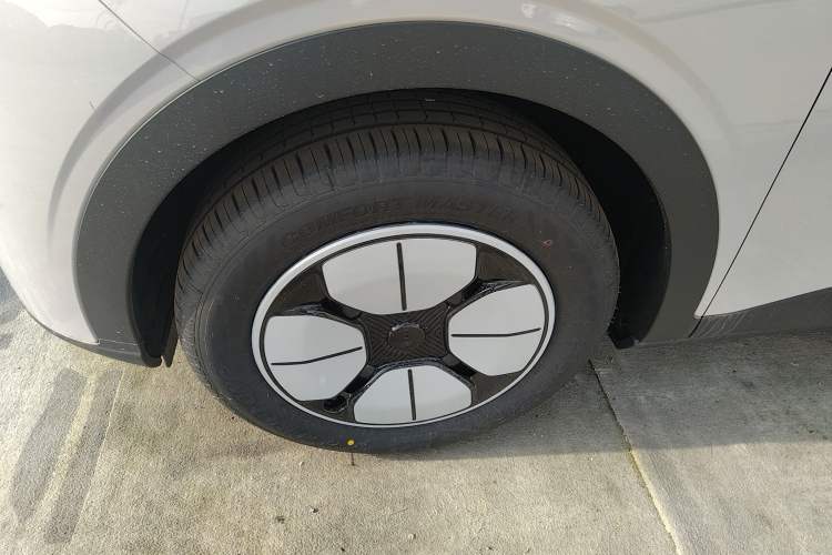 Used Geely Galaxy Geome 2026 Model 310km Youth Edition
