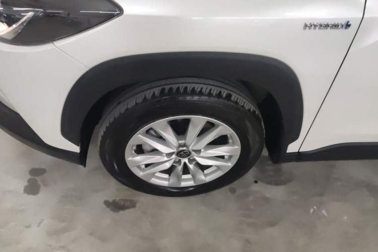 Used Toyota Corolla Cross 2023 Dual-Motor 2.0L Pioneer Edition Left Front Wheel Hub