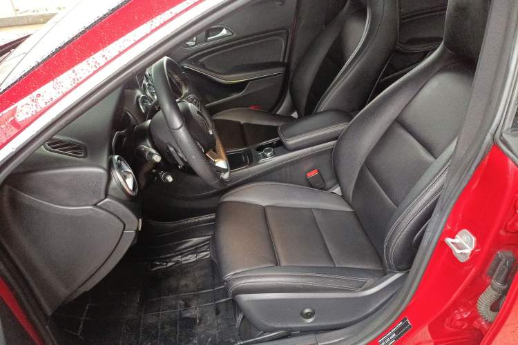 Used Mercedes-Benz CLA 2017 Facelifted CLA 200 Stylish Edition Left Front Seat