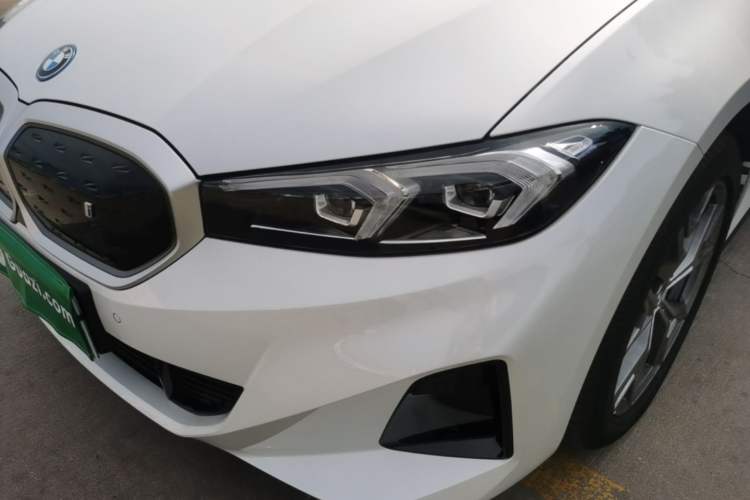 Used BMW i3 2024 eDrive 35 L
