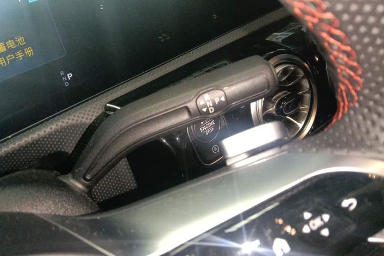 Used Mercedes-Benz A-Class 2023 A 200 L Fashion Model Gear Lever