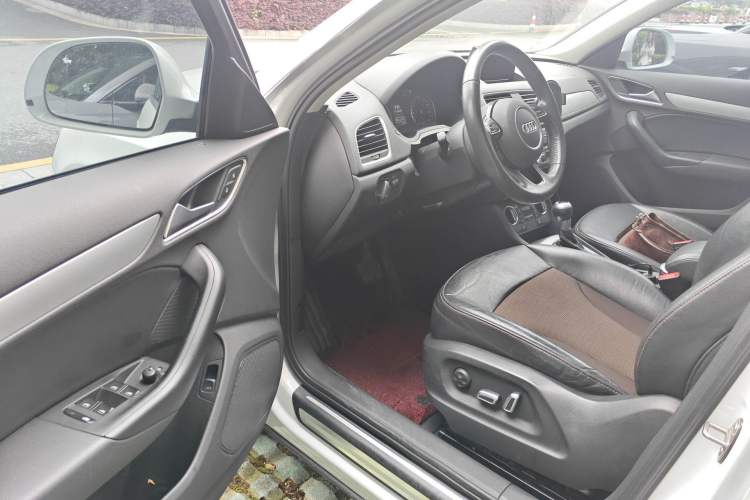 Used Audi Q3 2018 30th Anniversary Edition 30 TFSI Fashion Model
