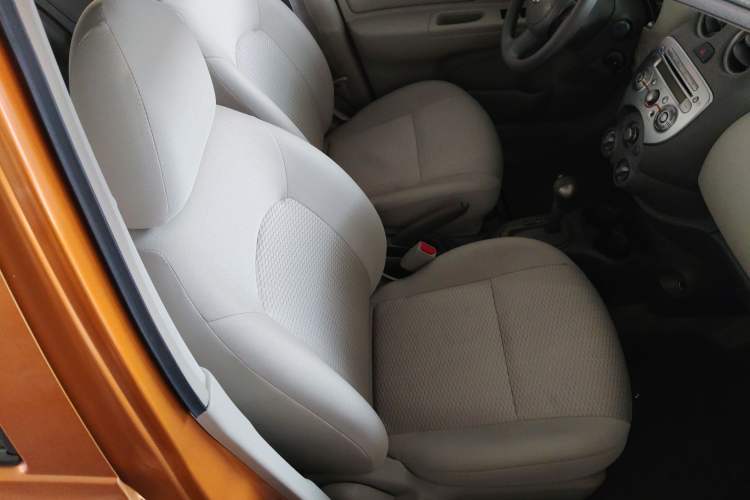 Used Nissan March 2010 1.5L Automatic Easy-Style Version