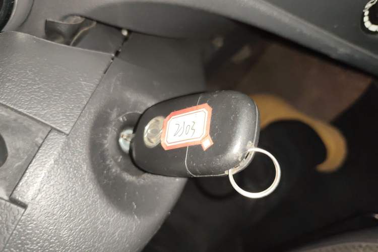 Used Dongfeng Aeolus H30 2014 CROSS 1.5L Manual Gratitude Edition