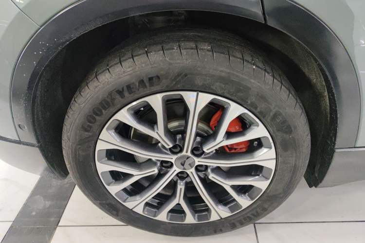 Used Nio ES6 2023 75 kWh Right Rear Wheel Hub