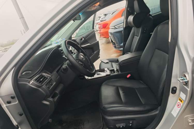 Used Toyota Camry 2015 2.0G Premier Edition Left Front Seat