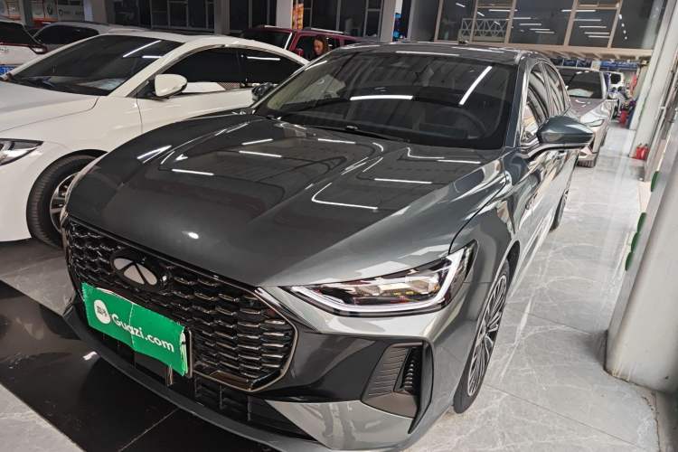 Used Chery Fengyun A8L 2025 1.5 TGDI 145 km Luxury Version