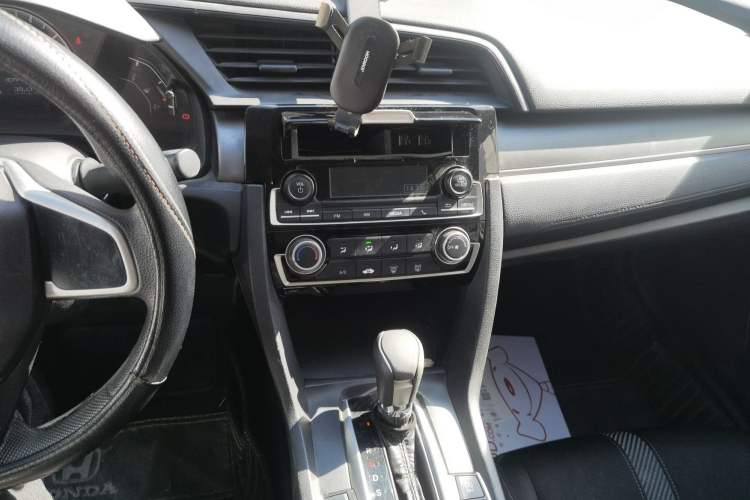 Used Honda Civic 2016 180TURBO CVT Comfort Version
