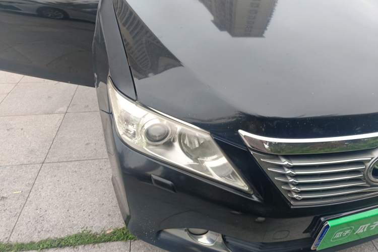 Used Toyota Camry 2012 2.5G Luxury Edition Right Front Headlight