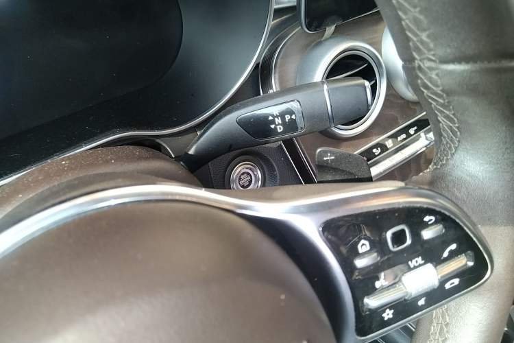 Used Mercedes-Benz GLC 2020 GLC 260 L 4MATIC Luxury Model Gear Lever