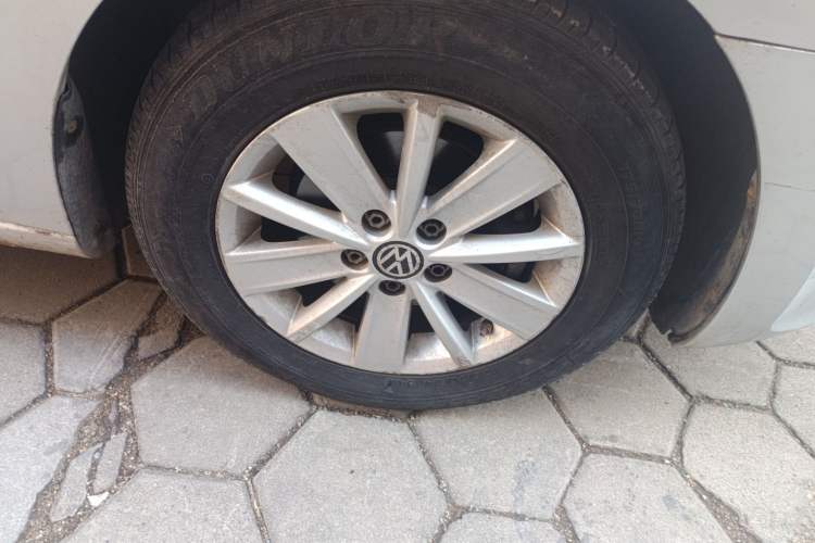 Used Volkswagen Jetta 2013 1.4L Manual Fashion Model