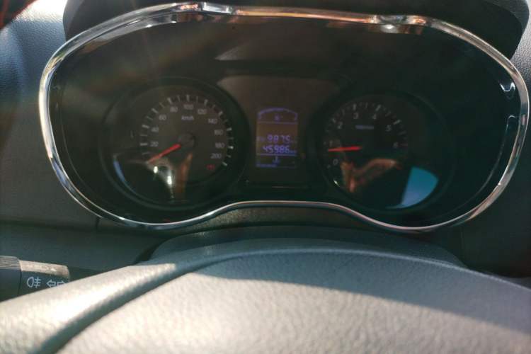 Used Jinbei 750 2015 1.5L Luxury Model
