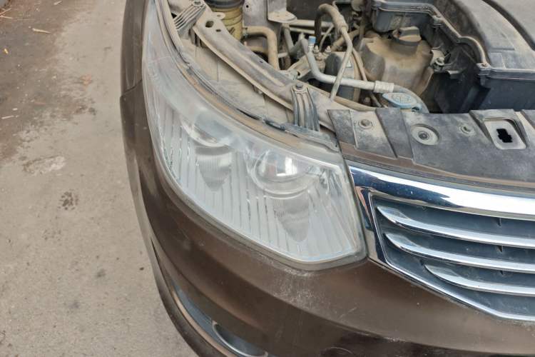 Used Cowin C3 2015 1.5L Manual Gold Diamond Edition