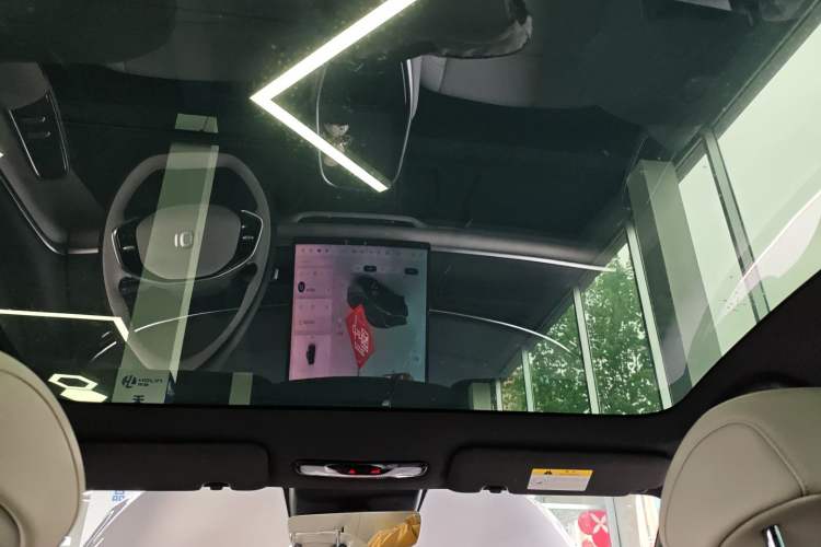 Used CHANGAN NEVO A07 2025 Range-Extended "True Fragrant" Edition 230 Luxury Version Headliner