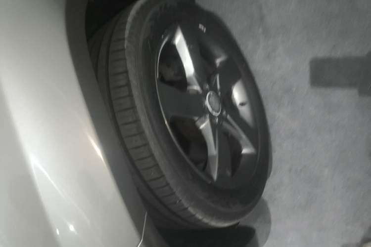 Used Mercedes-Benz GLK-Class 2013 GLK 300 4MATIC Dynamic Sunroof Model
