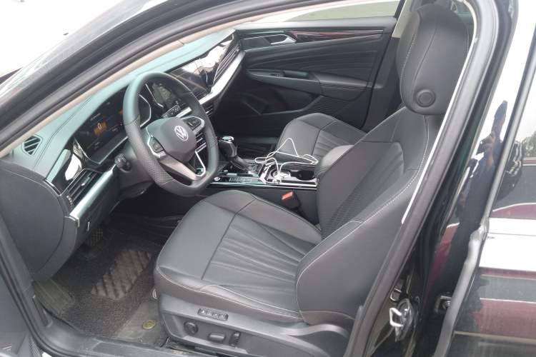 Used Volkswagen Passat 2025 Outstanding Model 330TSI Elite Edition
