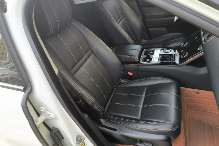 Used Land Rover Range Rover Velar 2018 P250 S
