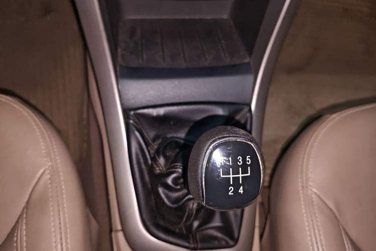 Used Baojun 630 2014 1.5L manual Comfort trim level