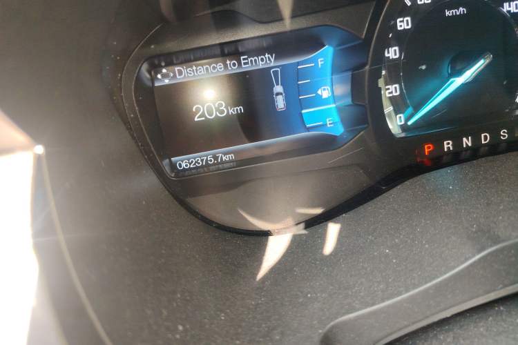 Used Ford Everest 2016 2.0T Gasoline Automatic 4x4 Flagship Edition Odometer Close Up