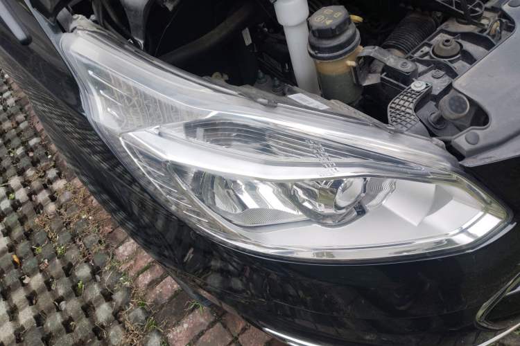 Used Ford Tourneo Custom 2020 2.0T Automatic Flagship Version China VI Standard
