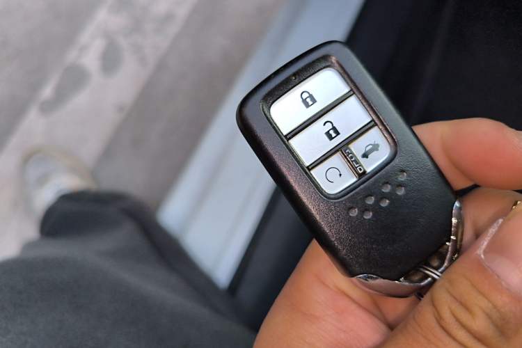 Used Honda Civic 2016 220TURBO CVT Luxury Edition