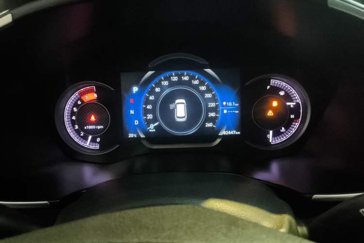 Used Hyundai Santa Fe 2019 380 TGDi GLS Automatic 2WD Luxury Version China VI Standard Instrument Cluster