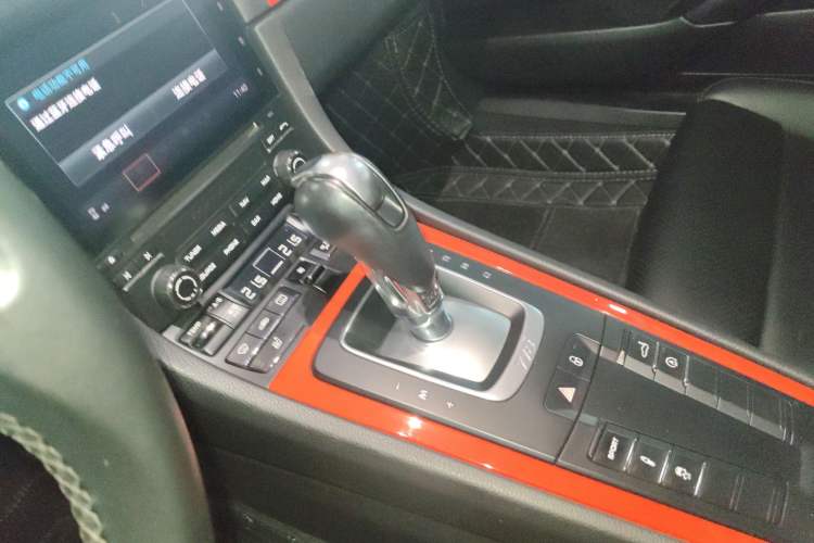 Used Porsche 718 2016 Cayman 2.0T
