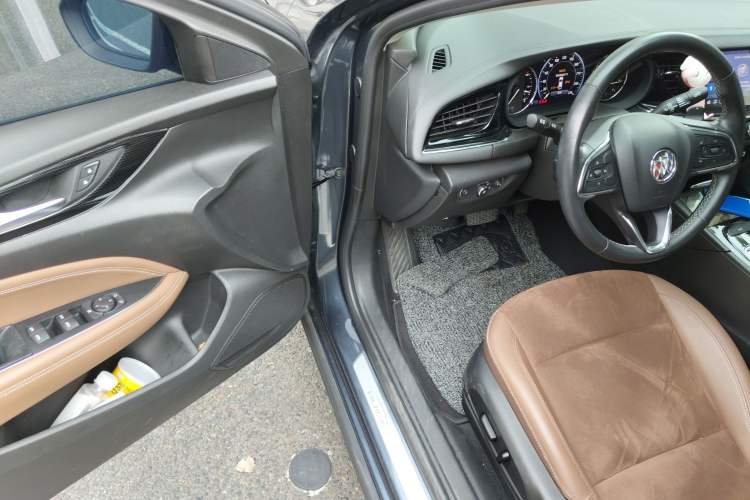 Used Buick Regal 2020 552T Luxury Version
