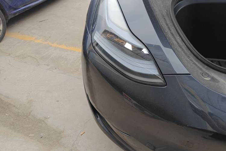 Used Tesla Model Y 2024 Rear-Wheel-Drive Version Right Front Headlight