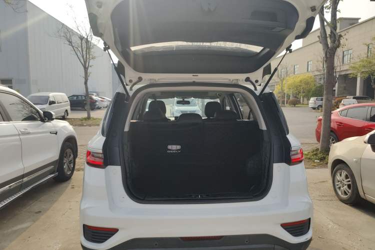 Used Geely Auto Vision X6 2020 1.4T CVT Luxury Edition Trunk