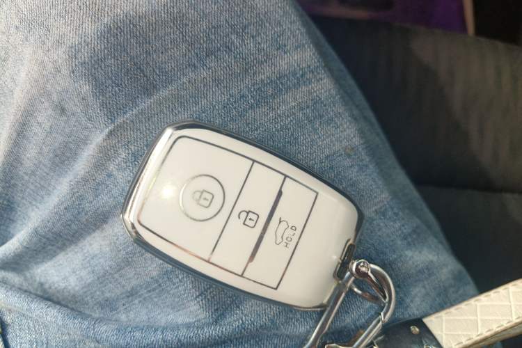 Used Kia K3 2015 1.6L Automatic GLS
