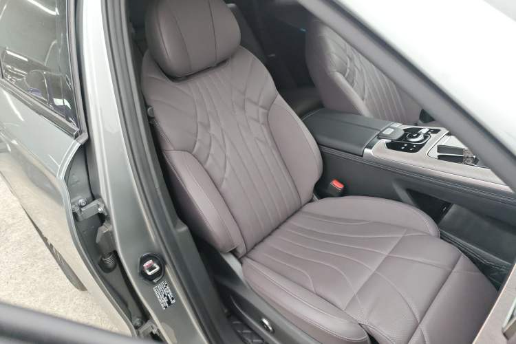 Used Chery Tiggo 9 2025 2.0T Automatic Two-Wheel Drive Luxury Edition 5 Seats