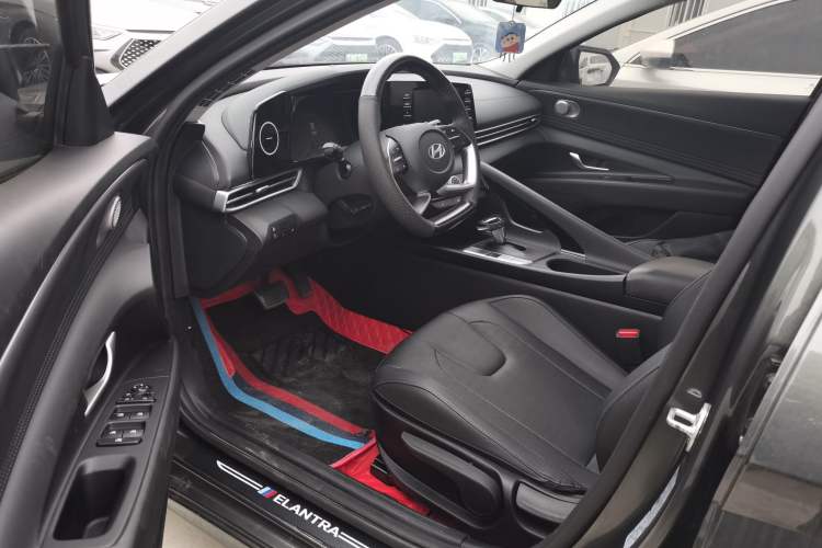 Used Hyundai Elantra 2023 1.5L CVT GLX Elite Edition
