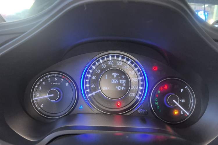 Used Honda Crider 2015 1.8L automatic comfort version