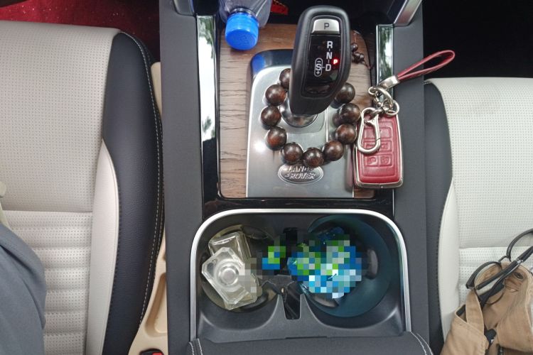 Used Land Rover Discovery Sport New Energy 2023 1.5T P300e Plug-in Hybrid Electric Version Gear Lever