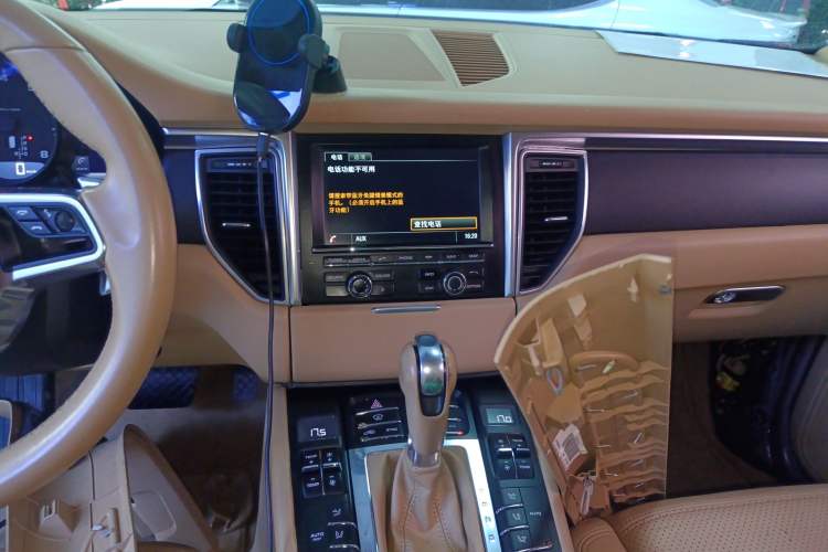 Used Porsche Macan 2016 Macan 2.0T Audio And AC Panel