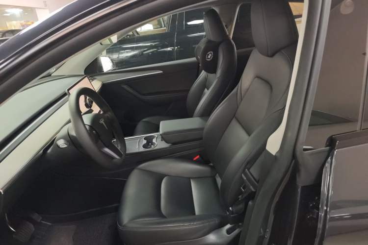 Used Tesla Model Y 2024 Rear-Wheel-Drive Version