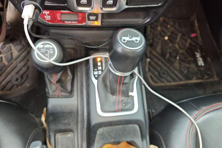 Used Jeep Wrangler 2019 2.0T Rubicon two-door model China V emission standard
