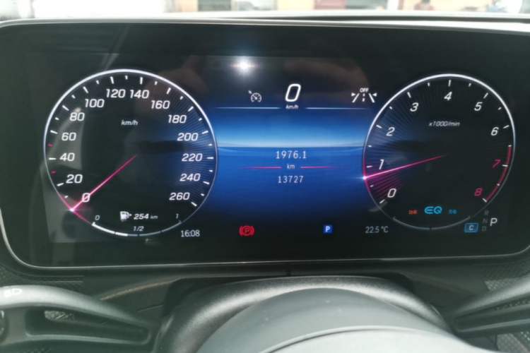 Used Mercedes-Benz C-Class 2022 Restyled C 260 L Sport Edition Instrument Cluster