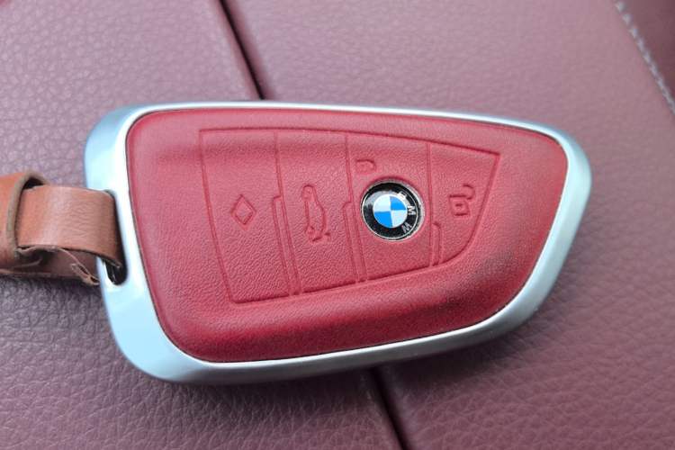 Used BMW 5 Series 2020 530Li Luxury Edition M Sport Package Vehicle Key