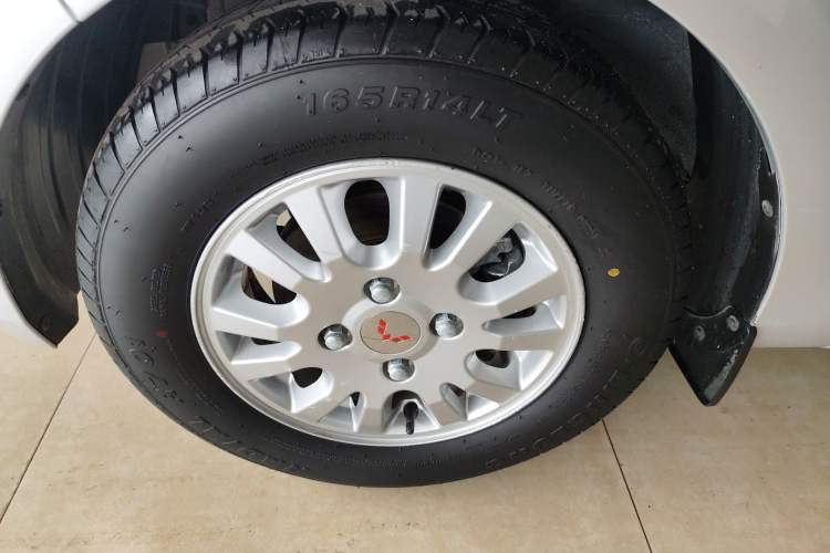 Used Wuling Rongguang V 2019 1.5L Standard Version China VI LAR
