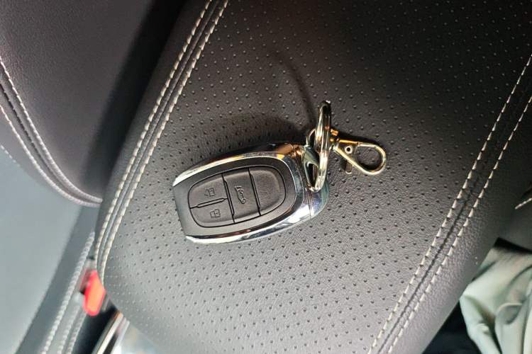 Used SAIC MAXUS Dajia 5 2024 1.3T PLUG-IN Enjoyment Edition 7-Seater
