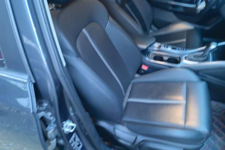 Used Hyundai Lafesta 2019 280TGDi Smart Speed Version China VI Standard Right Front Seat