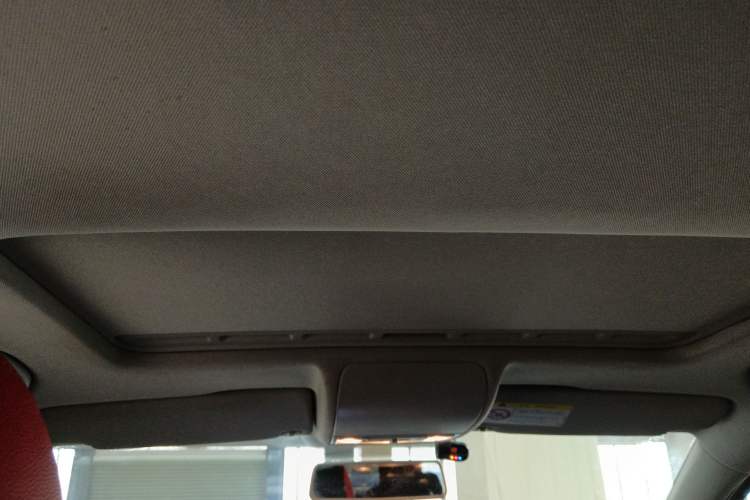 Used Volkswagen Polo 2016 1.6L Automatic Comfort Model