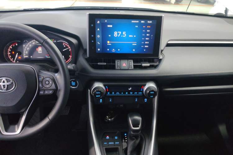 Used Toyota RAV4 2021 2.0L CVT Two-Wheel Drive Fashion PLUS Edition
