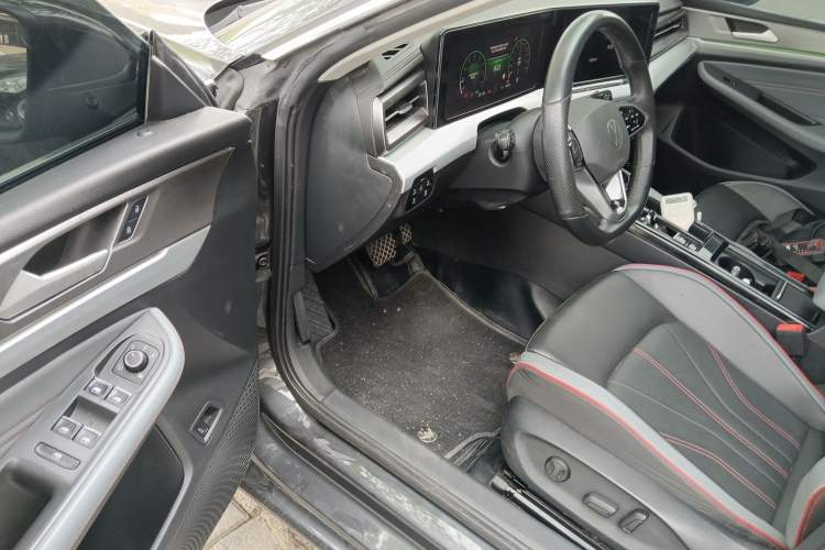 Used Volkswagen Lamando 2023 Lavida L 280TSI DSG Cool & Spicy Edition Driver Seat