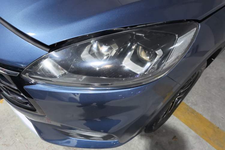 Used Ford Escape 2020 EcoBoost 245 Two-Wheel-Drive Comfort Edition