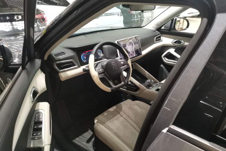 Used BYD Yuan UP 2024 401KM Leading Edition Driver Seat